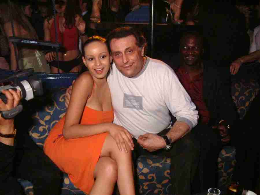 ../Images/Andrea Roncato e Guen Raffael Scoup (55).jpg